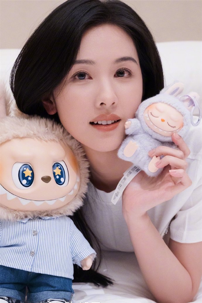 阎书瑶 头像